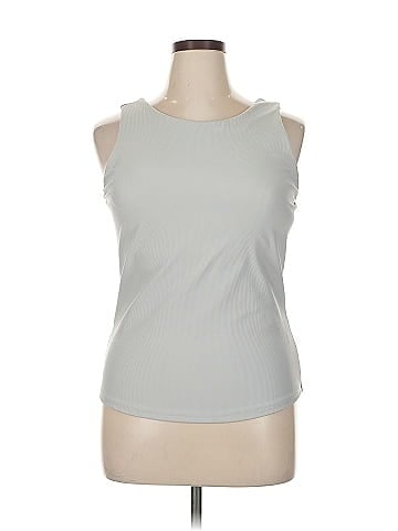 32 Degrees Sleeveless T-Shirt (view 1)