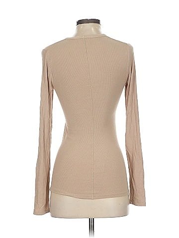 Henne Long Sleeve T-Shirt (view 2)