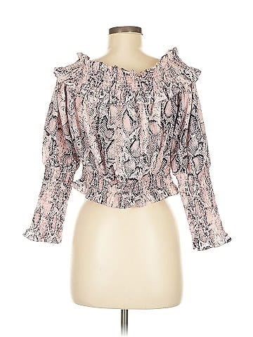 Elliatt Long Sleeve Blouse (view 2)