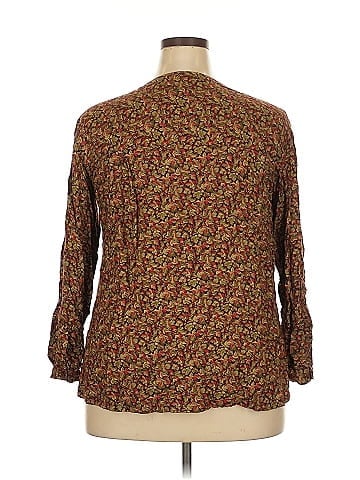 Lizsport 3/4 Sleeve Blouse (view 2)