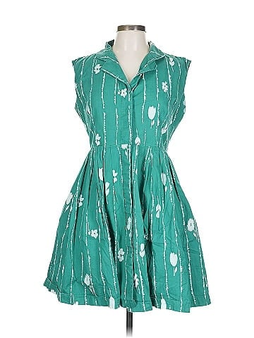 Emily and Fin Casual Dress (view 1)