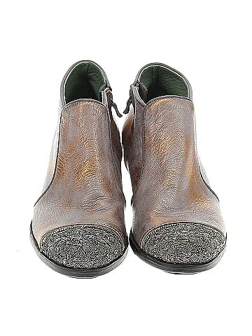 Meher Kakalia Ankle Boots (view 2)