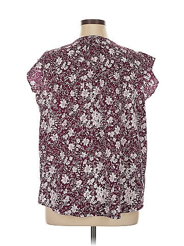 Fun2Fun Sleeveless Blouse (view 2)