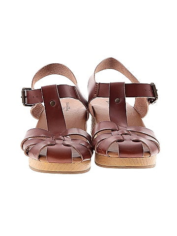 Universal Standard Sandals (view 2)