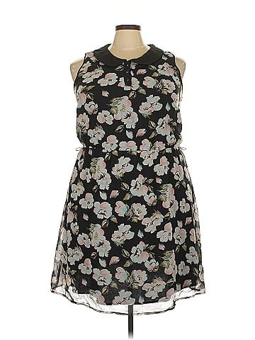 Forever 21 Casual Dress (view 1)