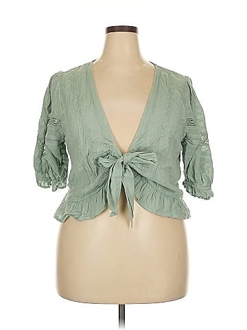 American Eagle Outfitters 3/4 Sleeve Blouse (view 1)