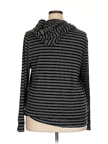 Old Navy Pullover Sweater (view 2)