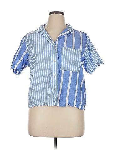 Gap Body Short Sleeve Button-Down Shirt (view 1)