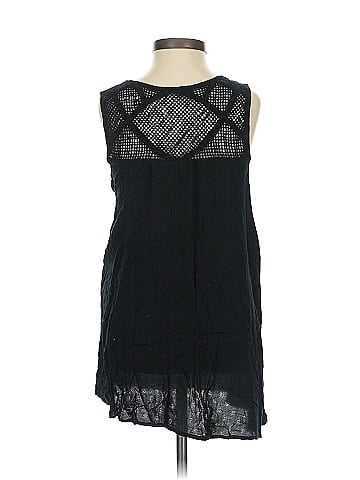 Liz Lange Maternity for Target Sleeveless Blouse (view 2)