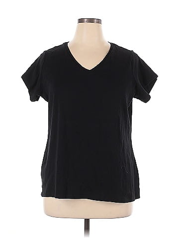Liz Claiborne Short Sleeve T-Shirt (view 1)