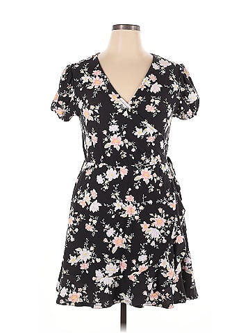 No Boundaries Casual Dress (view 1)