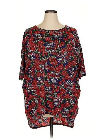 Lularoe 3/4 Sleeve T-Shirt (view 1)