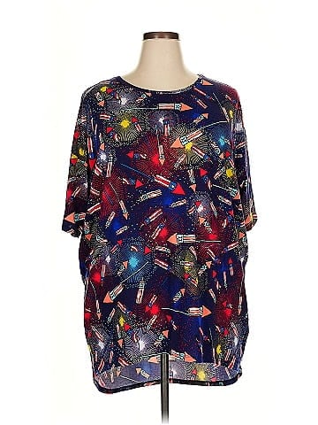 Lularoe Short Sleeve T-Shirt (view 1)