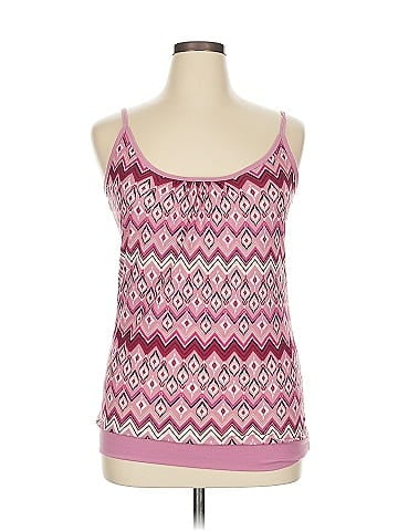 Xhilaration Tank Top (view 1)