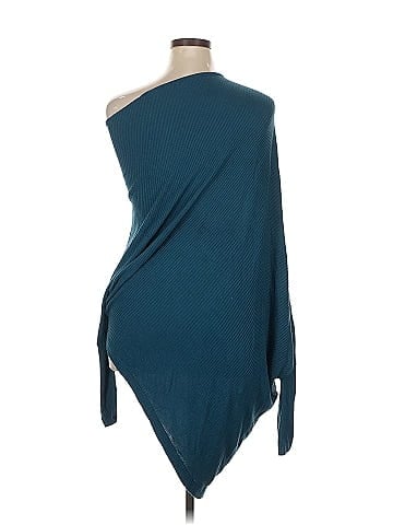 Venus Poncho (view 2)