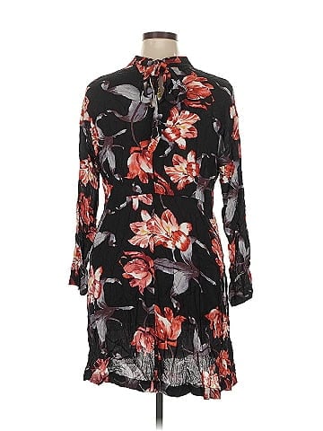 Suzanne Betro Casual Dress (view 2)