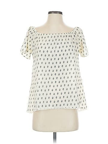 Xhilaration Short Sleeve Blouse (view 1)