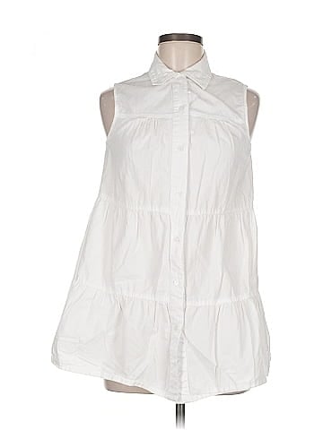 RD Style Sleeveless Button-Down Shirt (view 1)