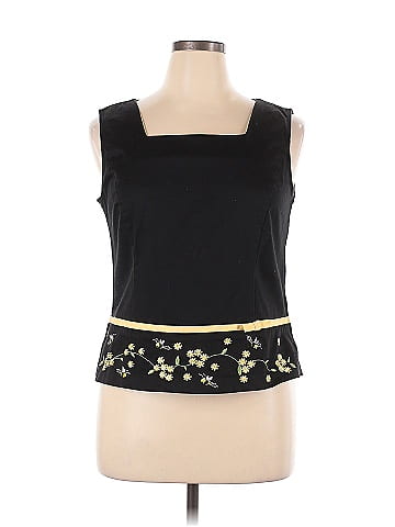 Sag Harbor Sleeveless Top (view 1)