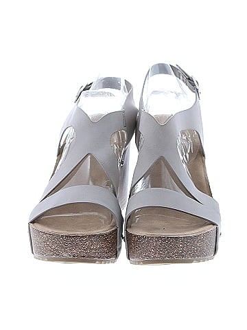 Journee Collection Wedges (view 2)