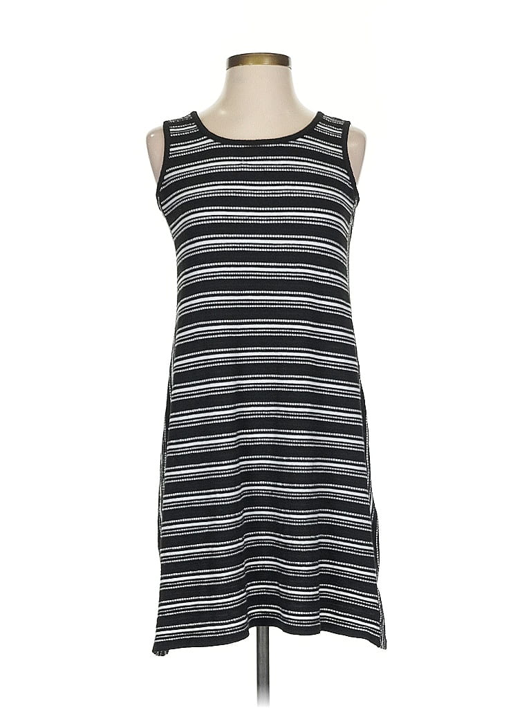 Pre-owned Max Studio Casual Dress In Gray