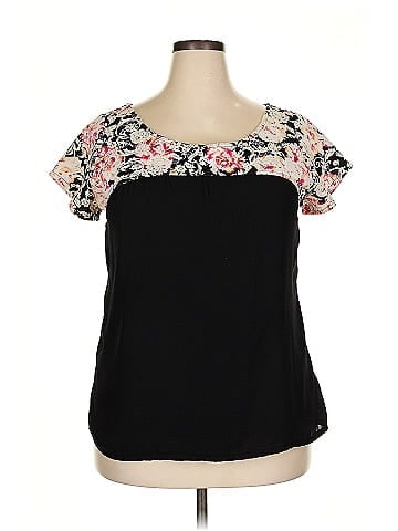Soieblu Short Sleeve Blouse (view 1)