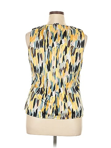 Kasper Sleeveless Blouse (view 2)