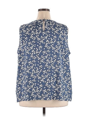 Fun2Fun Sleeveless Blouse (view 2)