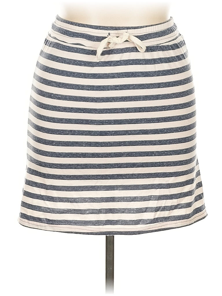 Click to view more detailed imagery on our partner's website Pre-owned Thyme And Honey Casual Skirt In Gray