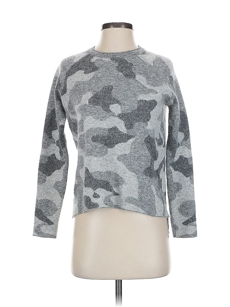 Click to view more detailed imagery on our partner's website Pre-owned Athleta Pullover Sweater In Gray