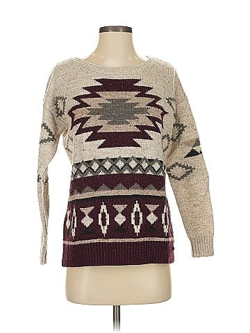 American Eagle Outfitters Pullover Sweater (view 1)