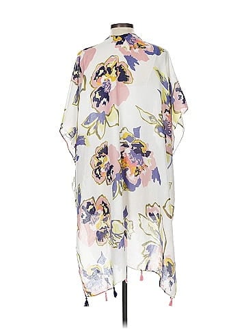 Woven Heart Poncho (view 2)