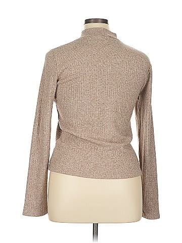 Vince. Long Sleeve Top (view 2)