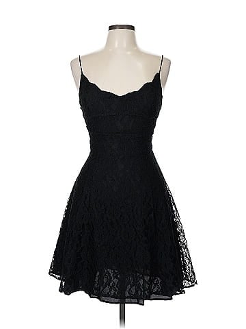 Jump Apparel Black Lace Sleeveless Casual Dress (view 1)