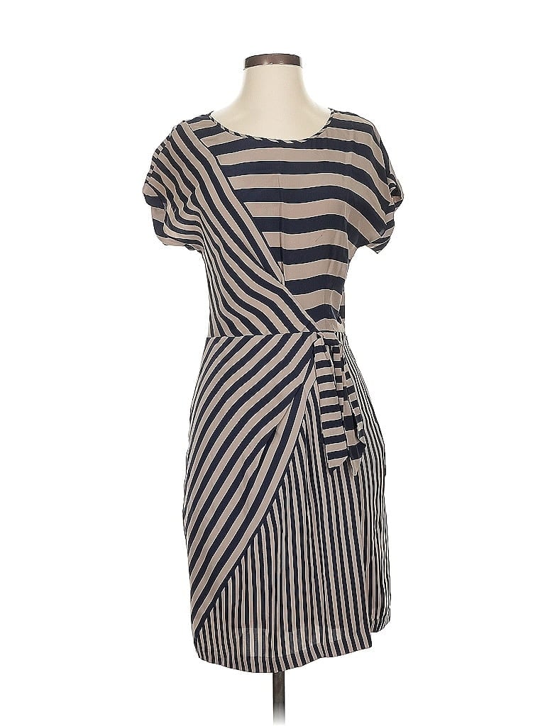 Pre-owned Bcbgmaxazria Casual Dress In Gray