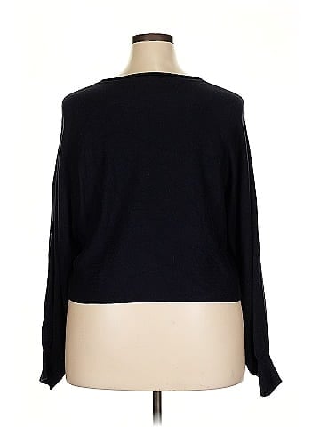 Zesica Pullover Sweater (view 2)