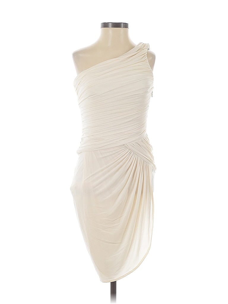 Click to view more detailed imagery on our partner's website Pre-owned Bcbgmaxazria Cocktail Dress In White