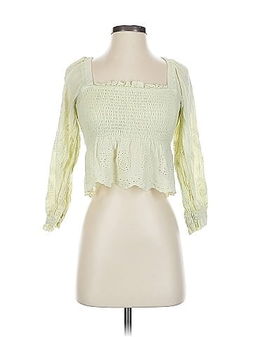 American Eagle Outfitters 3/4 Sleeve Blouse (view 1)