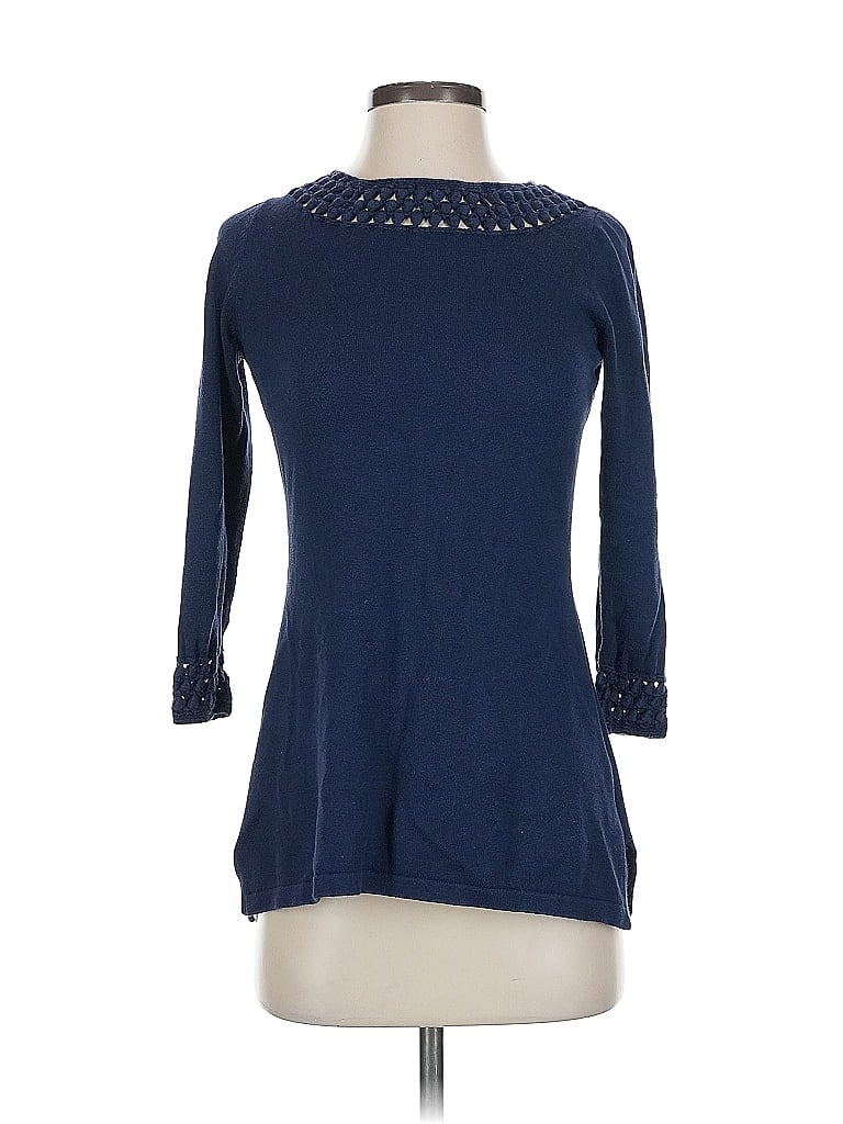 Click to view more detailed imagery on our partner's website Pre-owned Charter Club 3/4 Sleeve Top Blue Keyhole Neckline Tops