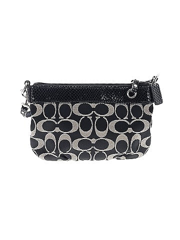 Coach Wristlet (view 2)