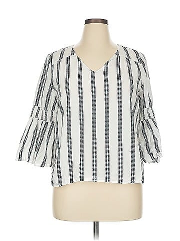 Crown & Ivy 3/4 Sleeve Blouse (view 1)