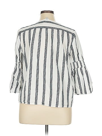 Crown & Ivy 3/4 Sleeve Blouse (view 2)
