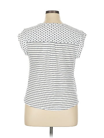 Daniel Rainn Short Sleeve Blouse (view 2)