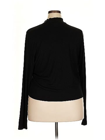 Hot Topic Long Sleeve Top (view 2)