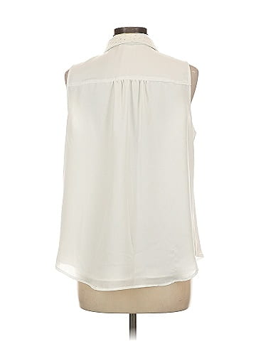 Elle Sleeveless Blouse (view 2)