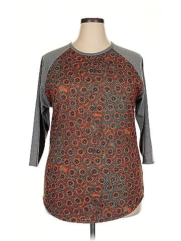 Lularoe 3/4 Sleeve T-Shirt (view 1)