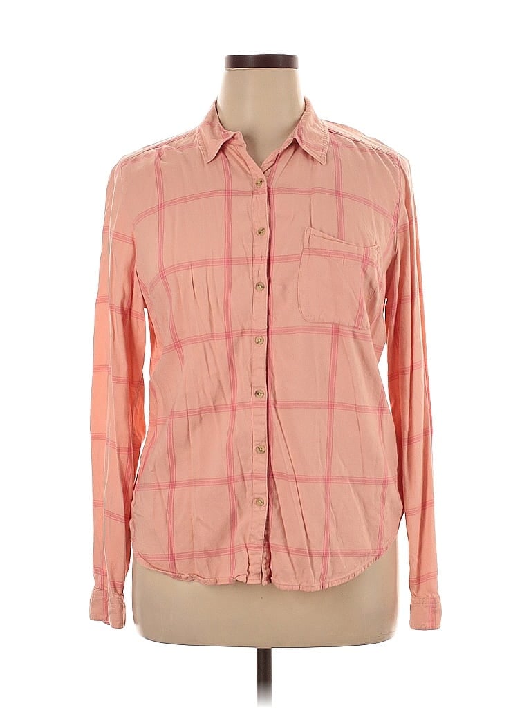 Click to view more detailed imagery on our partner's website Pre-owned Maurices Long Sleeve Button Down Shirt In Pink