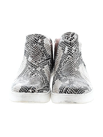 Cushion Aire Ankle Boots (view 2)