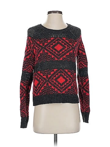 American Eagle Outfitters Pullover Sweater (view 1)