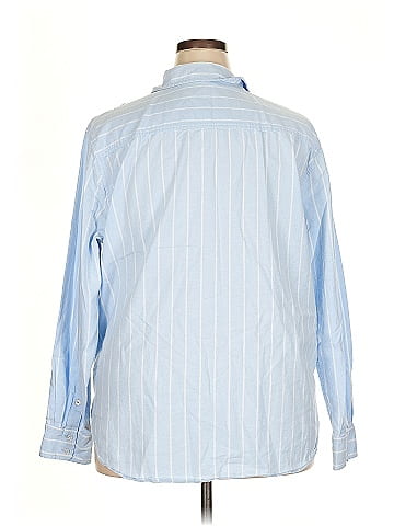 Crown & Ivy Long Sleeve Button-Down Shirt (view 2)